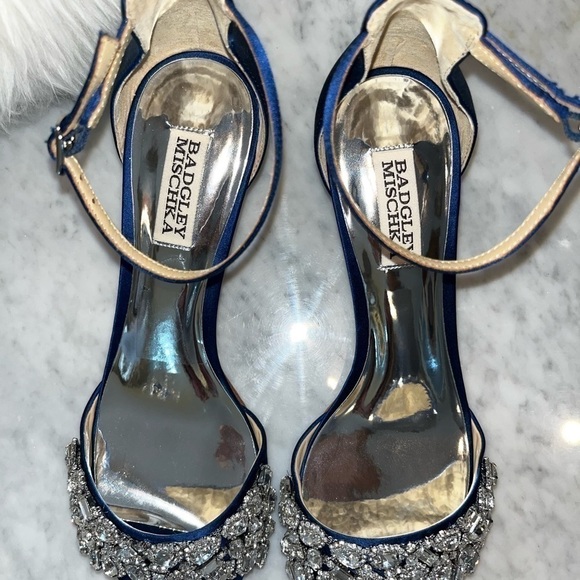 BADGLEY Mischka Lara Crystal Dress Sandal Navy Satin Size 9.5 - Picture 6 of 14